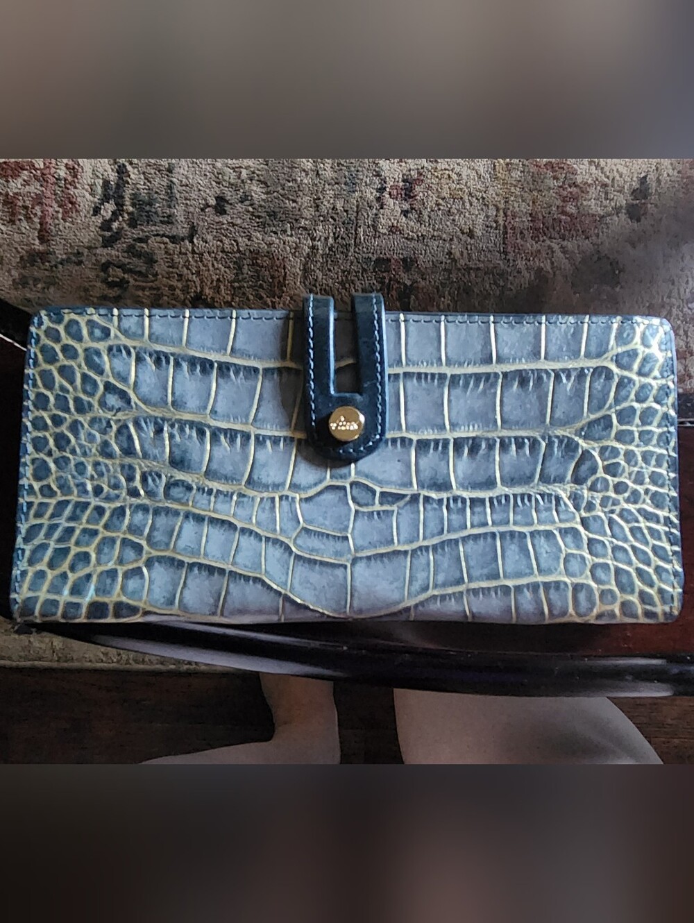 Abas Elegant Croc-Embossed Leather Wallet Clutch in Blue-Grey